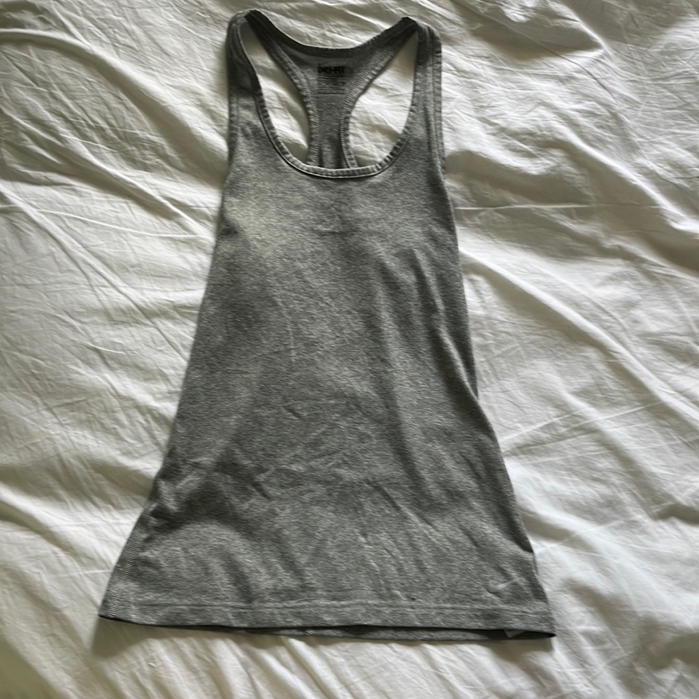 Women’s gray Nike Razorback